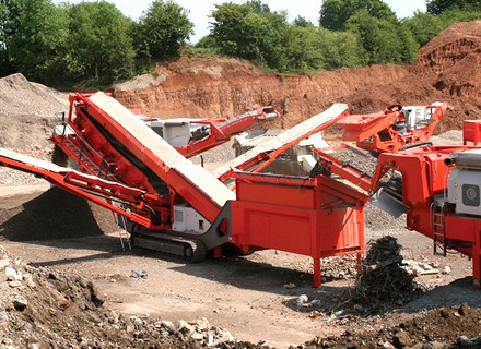 Crawler-type Mobile Screens