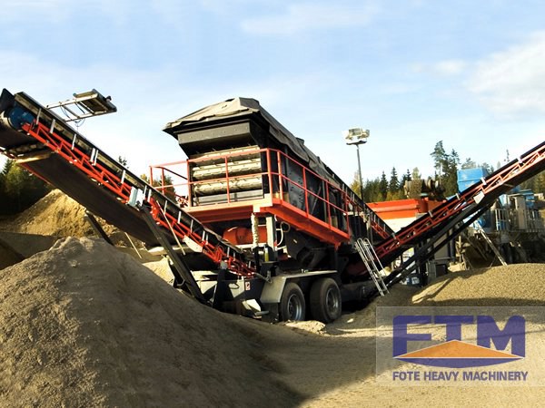 Mobile Screening Plant